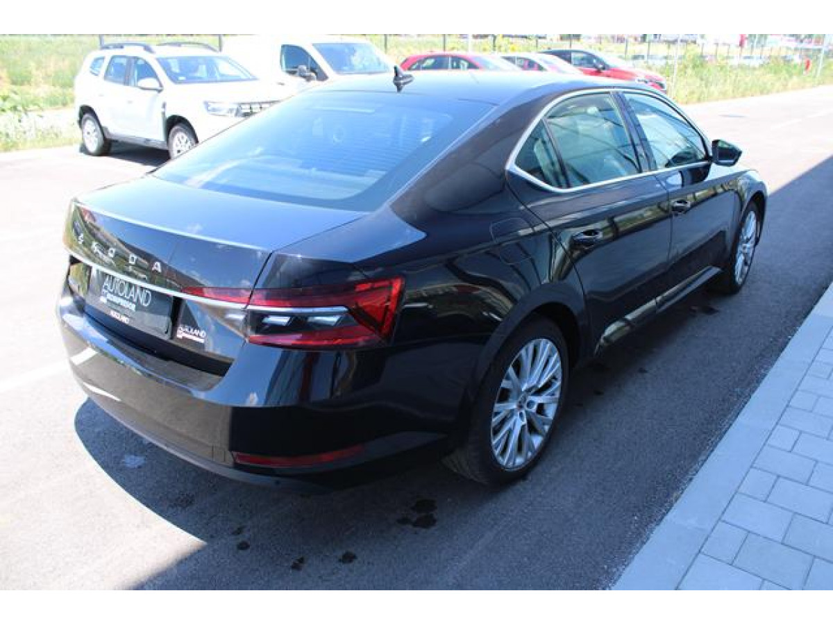Škoda Superb 2.0 TDI Ambition DSG 