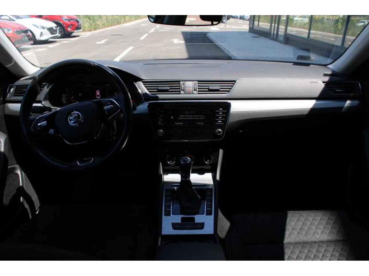 Škoda Superb 2.0 TDI Ambition DSG 