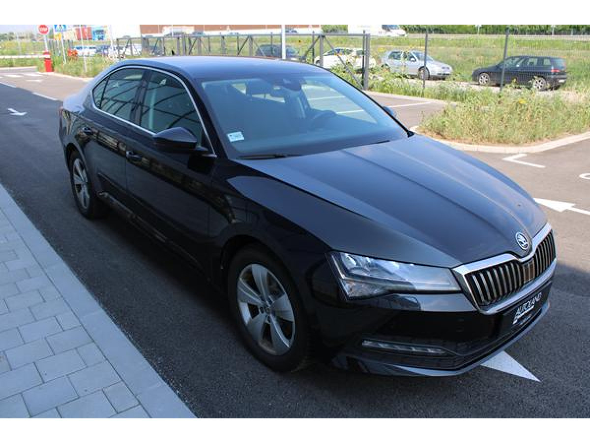 Škoda Superb 2.0 TDI Ambition DSG 