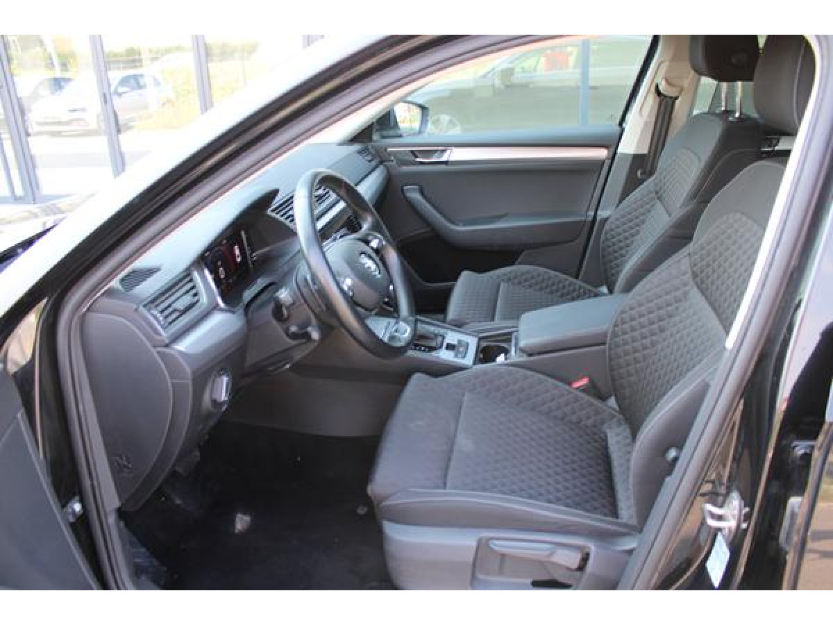 Škoda Superb 2.0 TDI Ambition DSG 