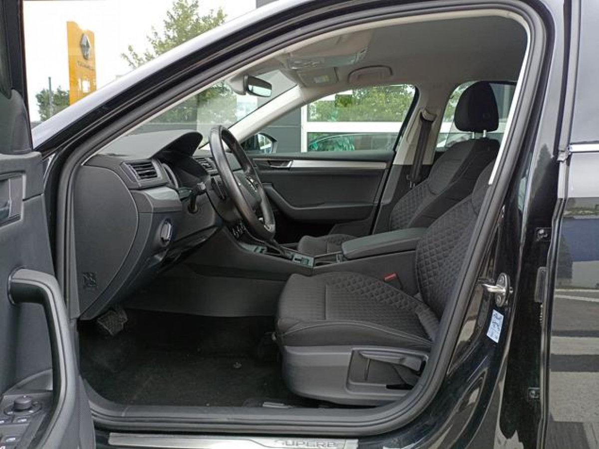 Škoda Superb 2.0 TDI Ambition DSG