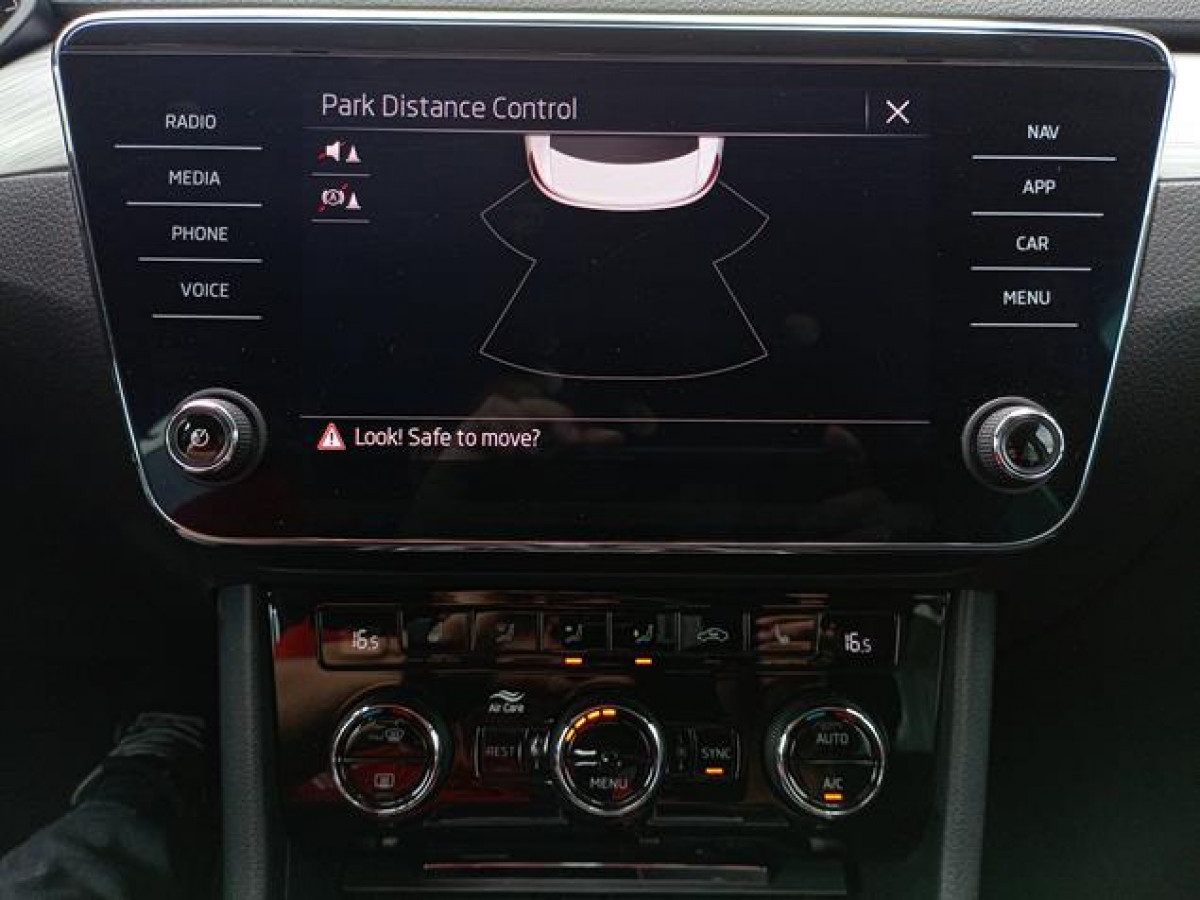 Škoda Superb 2.0 TDI Ambition DSG
