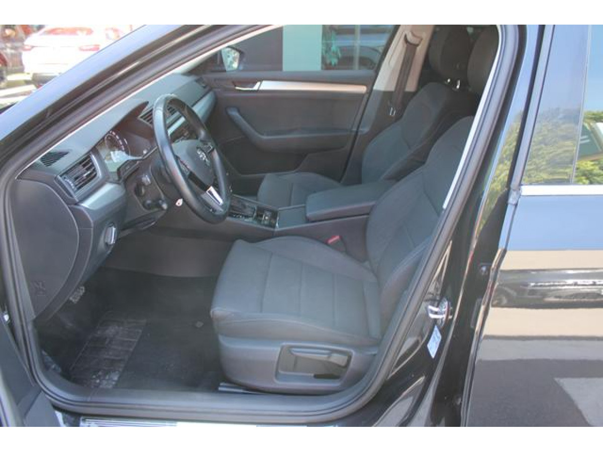 Škoda Superb 2.0 TDI STYLE DSG 