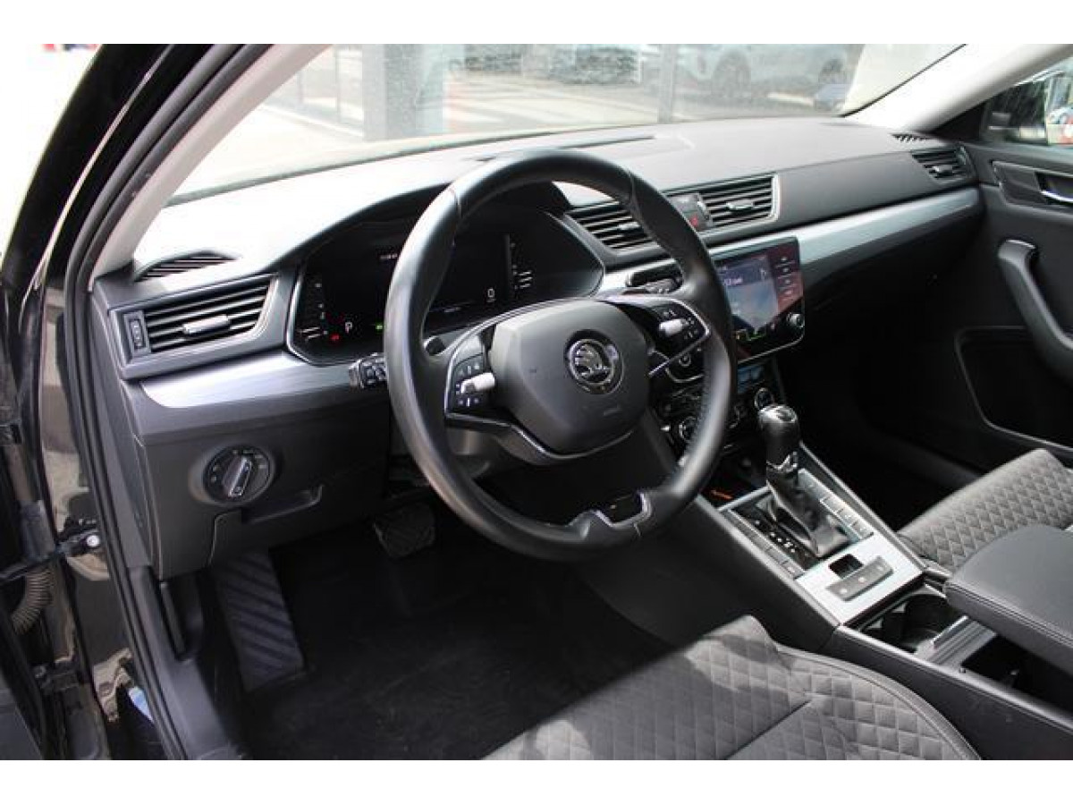 Škoda Superb 2.0 TDI AMBITION DSG 