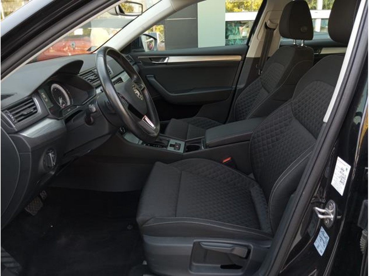 Škoda Superb 2.0 TDI Ambition DSG