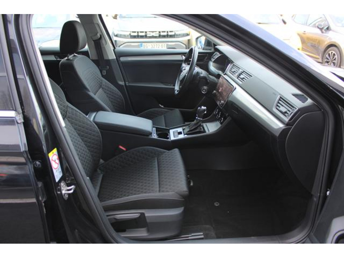 Škoda Superb 2.0 TDI AMBITION DSG 