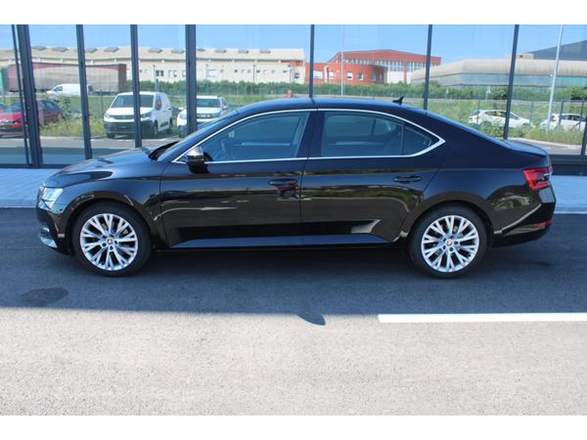 Škoda Superb 2.0 TDI Ambition DSG 