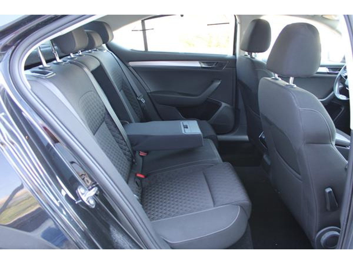 Škoda Superb 2.0 TDI Ambition DSG 