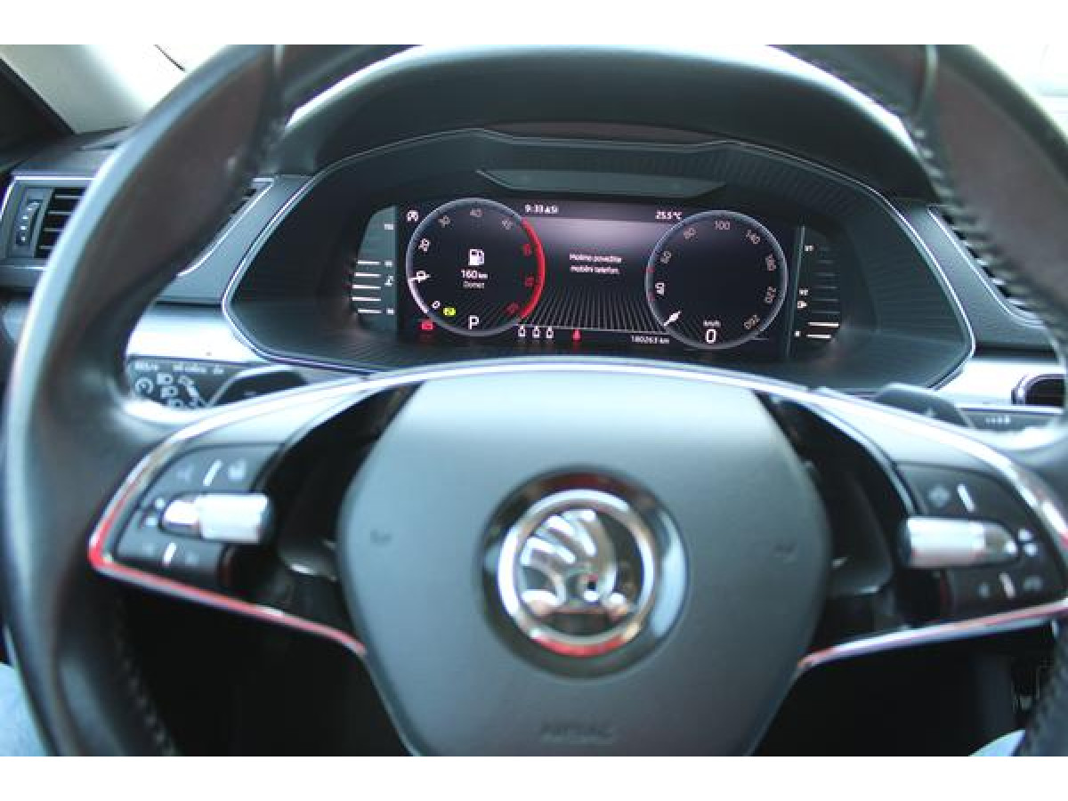 Škoda Superb 2.0 TDI Ambition DSG 