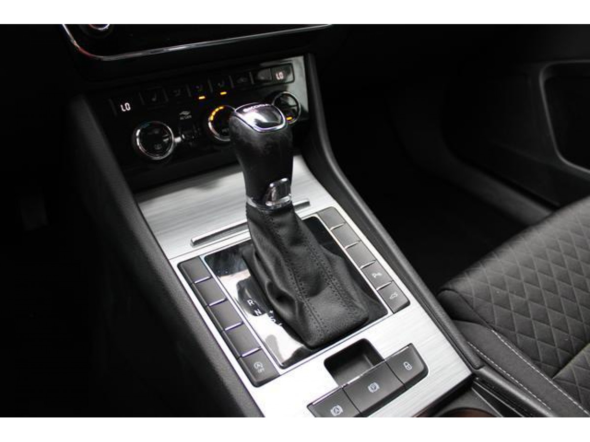 Škoda Superb 2.0 TDI DSG 
