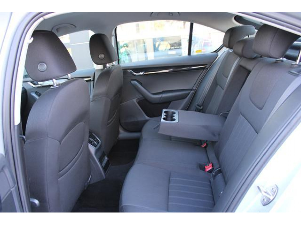 Škoda Octavia 2.0 TDI STYLE DSG 