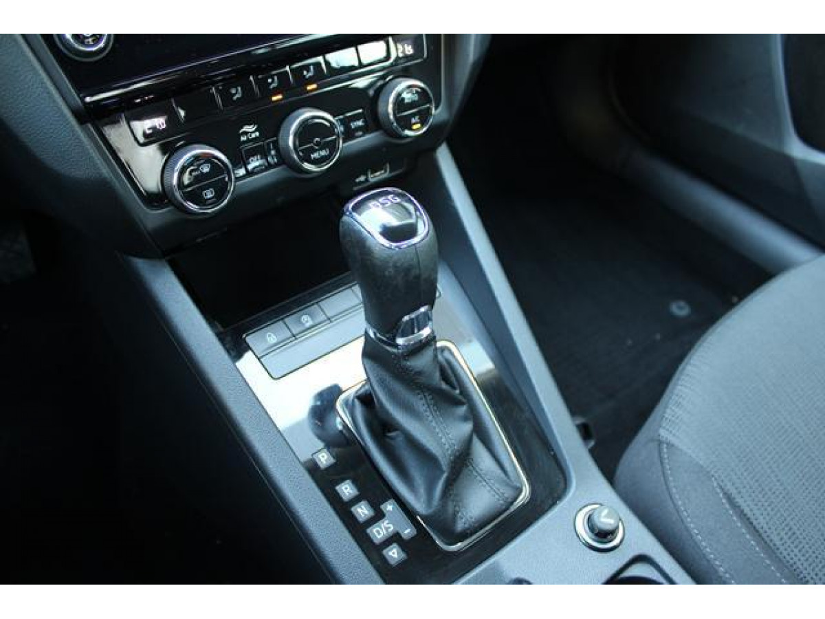 Škoda Octavia 2.0 TDI STYLE DSG 