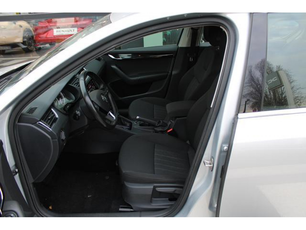 Škoda Octavia 2.0 TDI STYLE DSG 