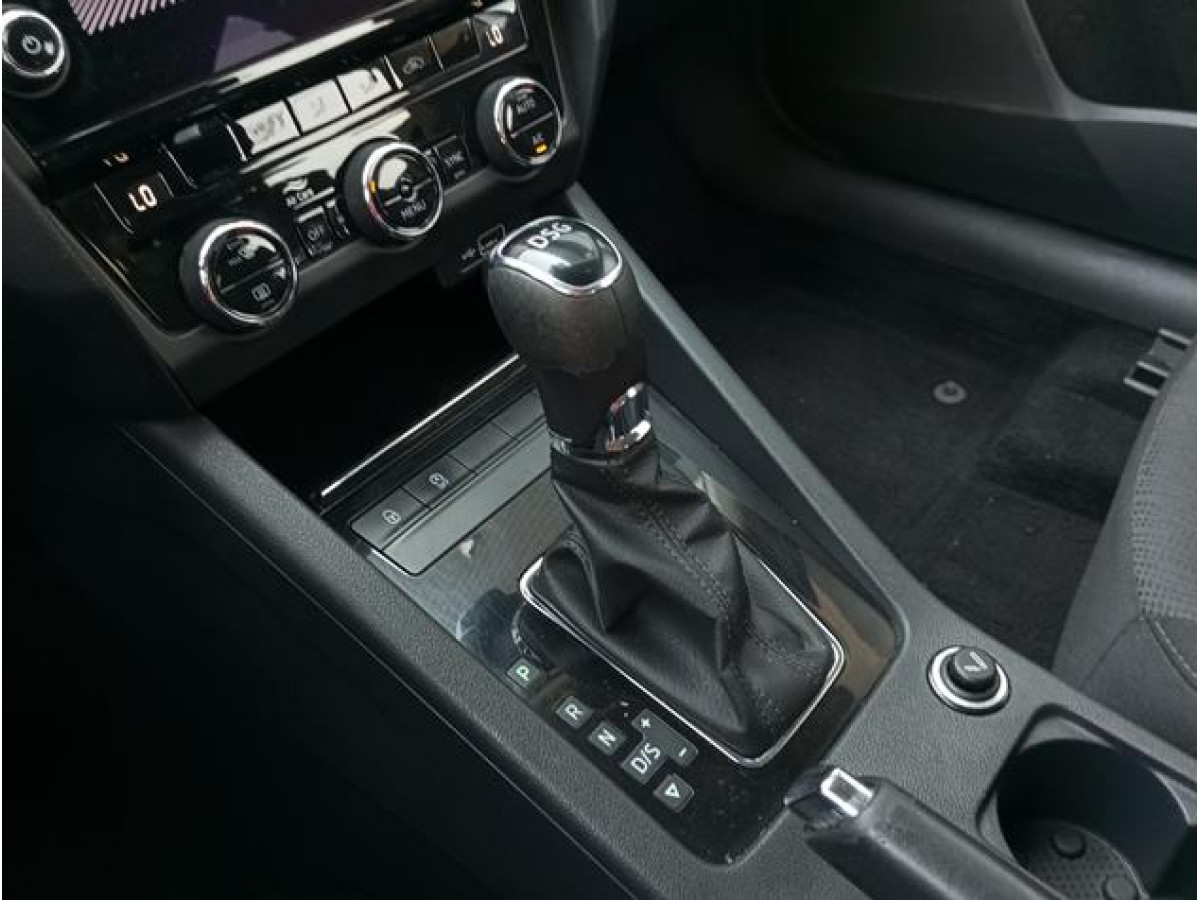 Škoda Octavia 2.0tdi Style DSG