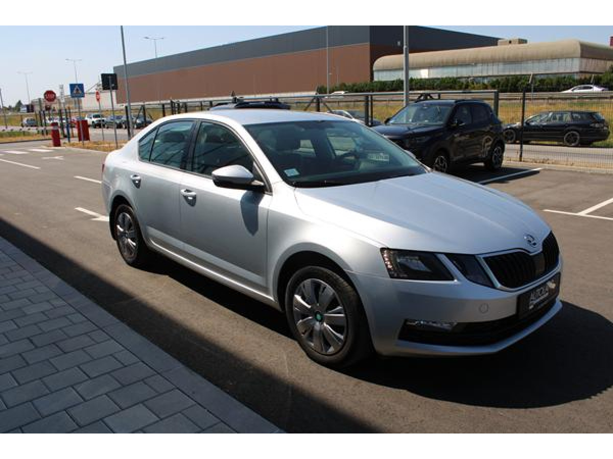 Škoda Octavia A7 AMBITION 2.0 TDI 