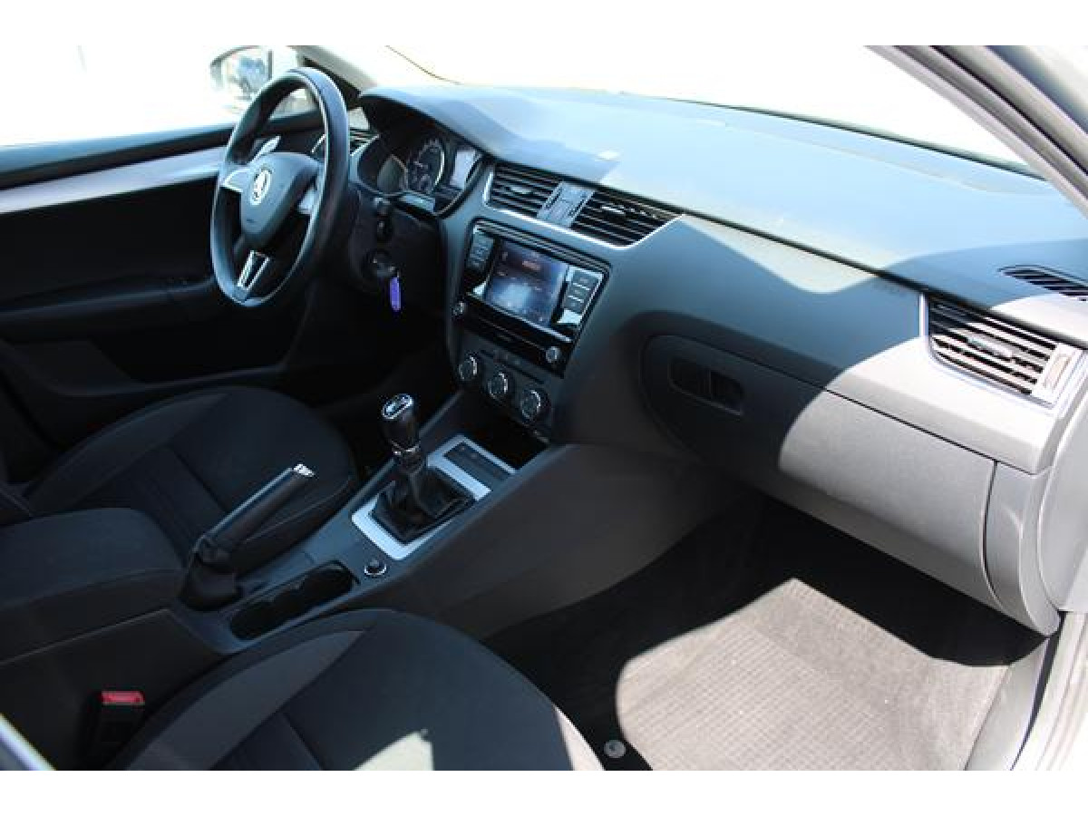 Škoda Octavia A7 AMBITION 2.0 TDI 