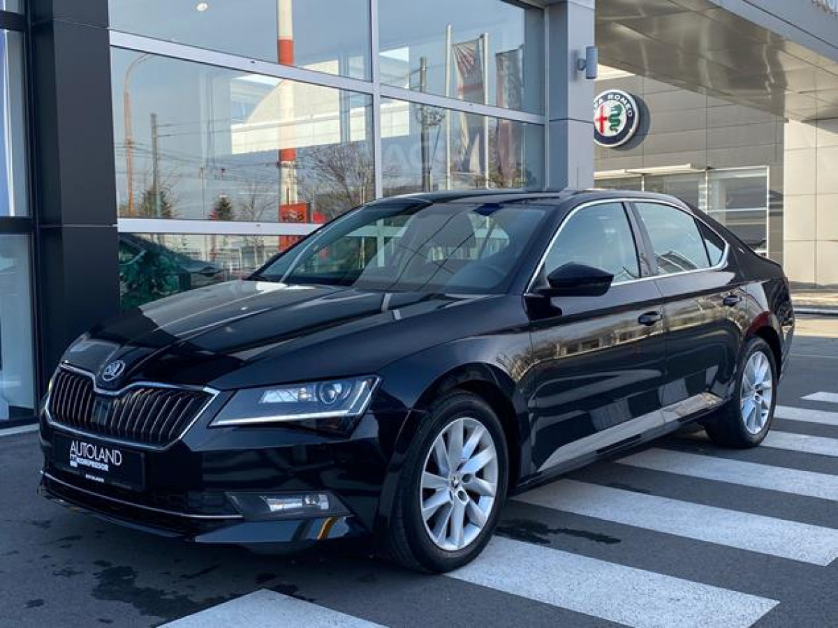 Škoda Superb 2.0 TDI Ambition DSG