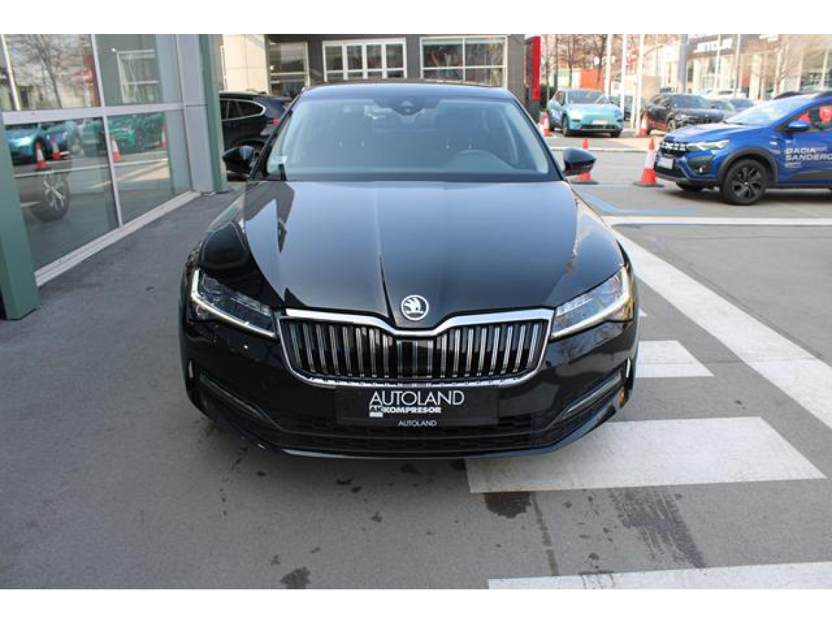Škoda Superb 2.0 TDI STYLE DSG 
