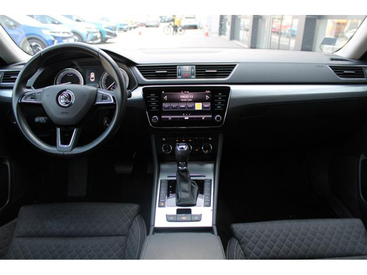 Škoda Superb 2.0 TDI STYLE DSG 