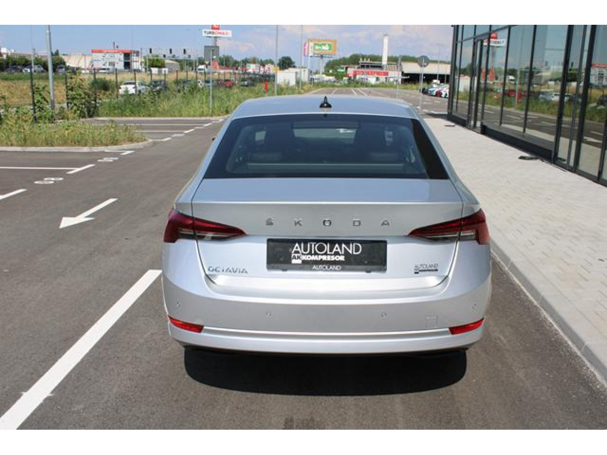 Škoda Octavia 2.0 TDI AMBITION DSG 