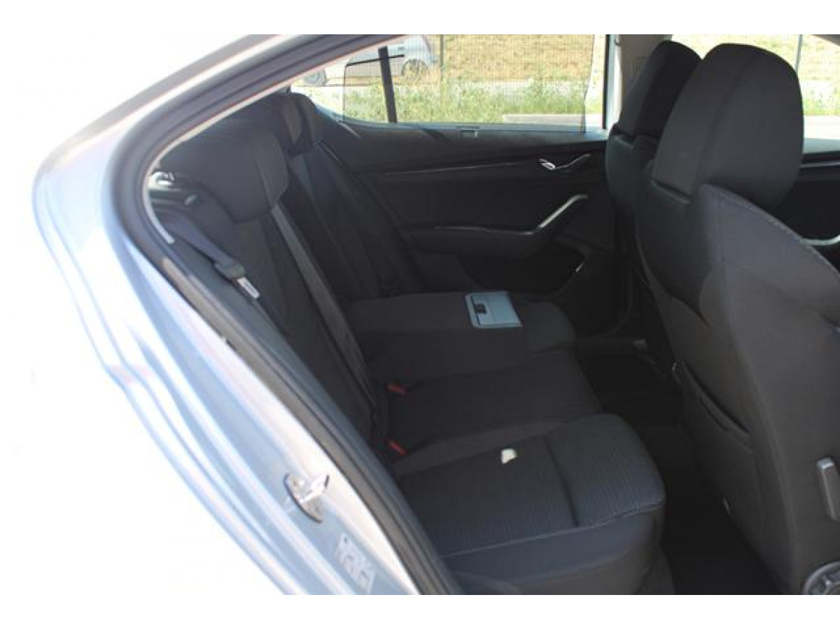 Škoda Octavia 2.0 TDI AMBITION DSG 