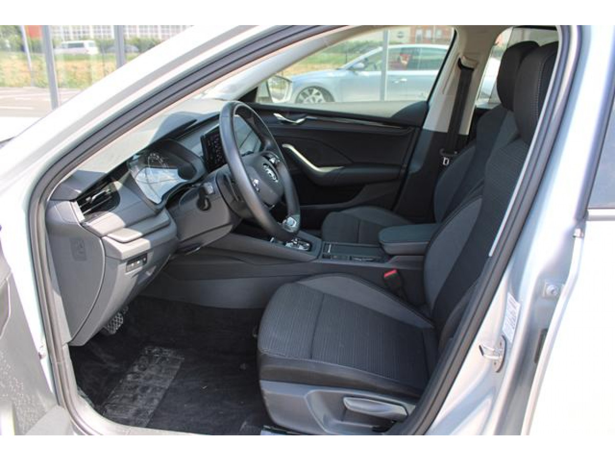 Škoda Octavia 2.0 TDI AMBITION DSG 