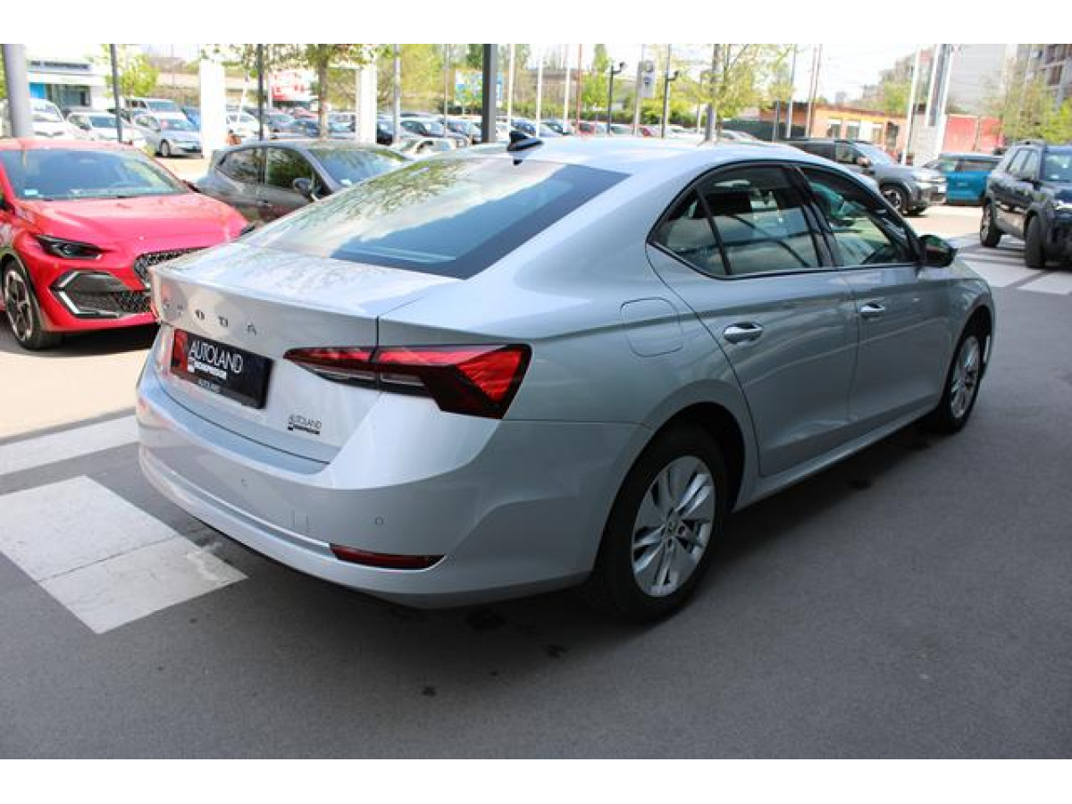 Škoda Octavia 2.0 TDI AMBITION DSG 