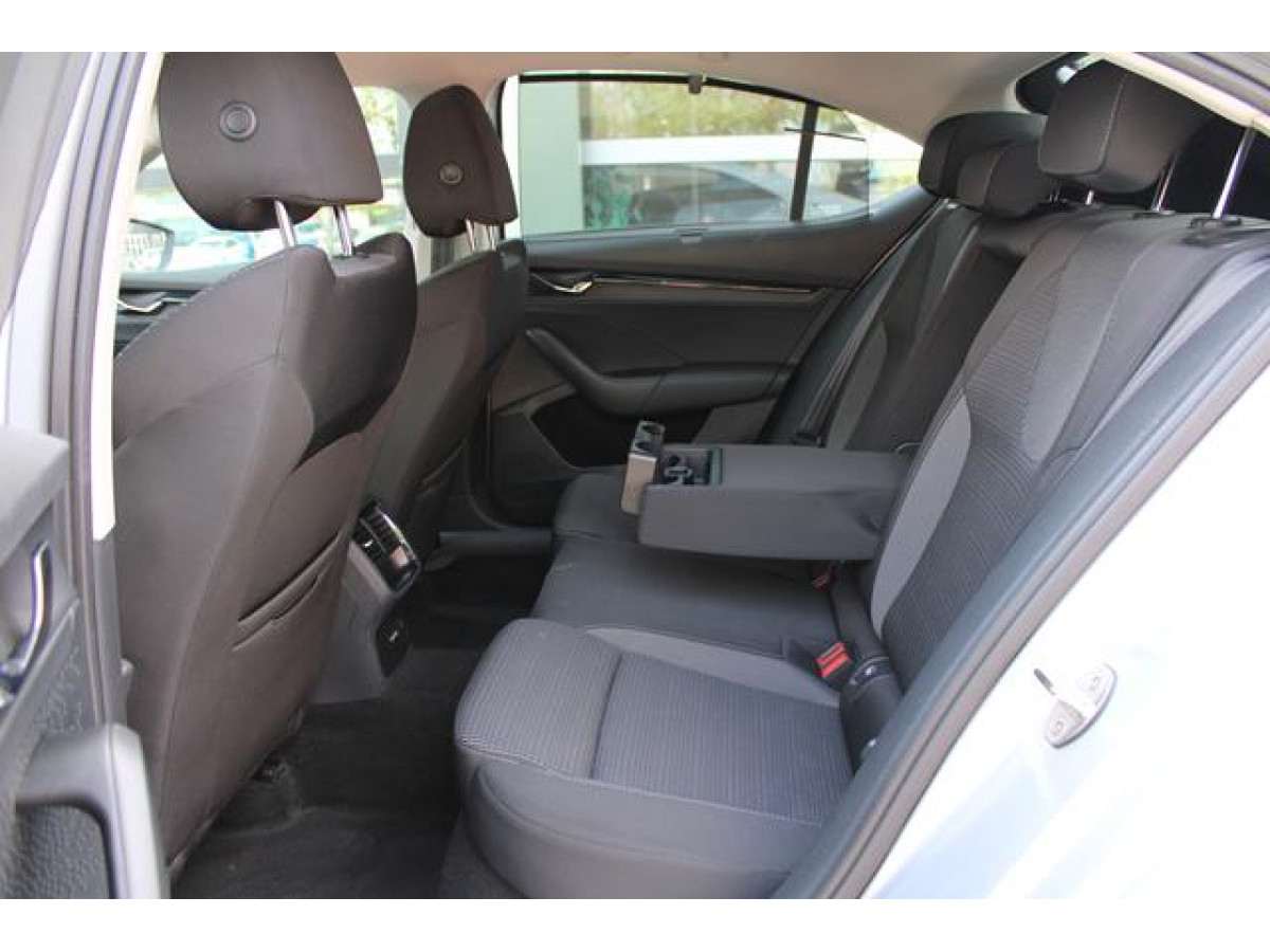 Škoda Octavia 2.0 TDI AMBITION DSG 