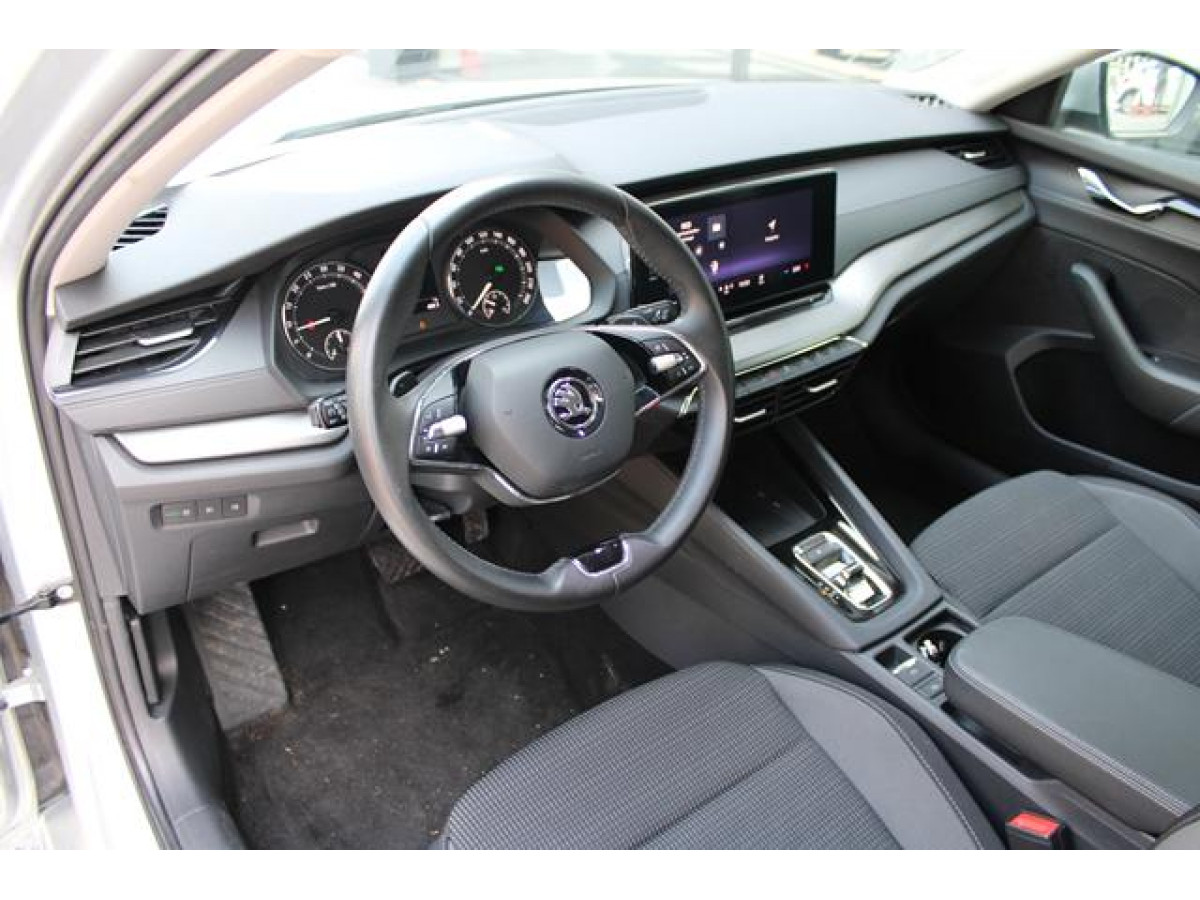 Škoda Octavia 2.0 TDI AMBITION DSG 