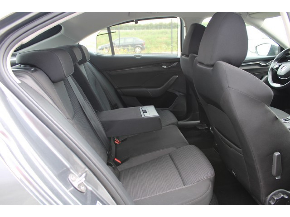 Škoda Octavia 2.0 TDI AMBITION DSG 