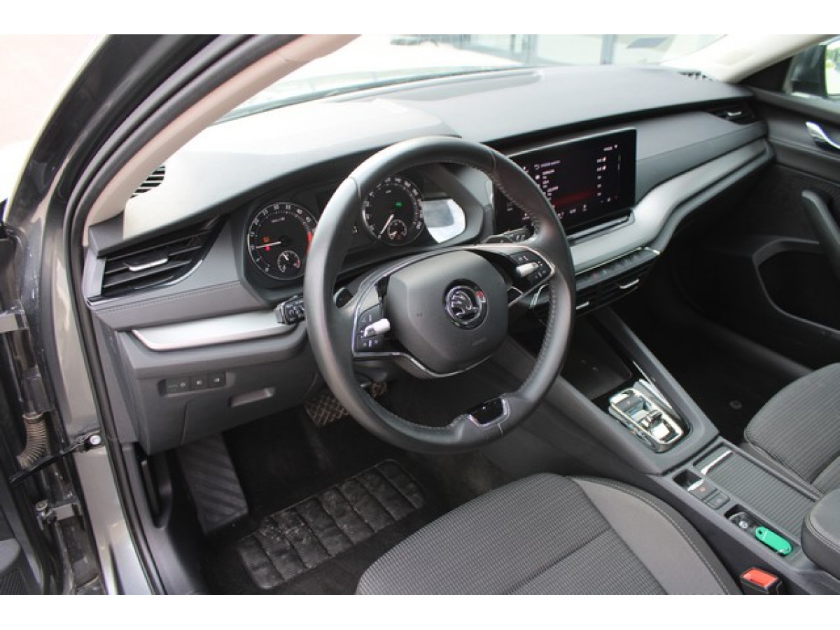Škoda Octavia 2.0 TDI AMBITION DSG 