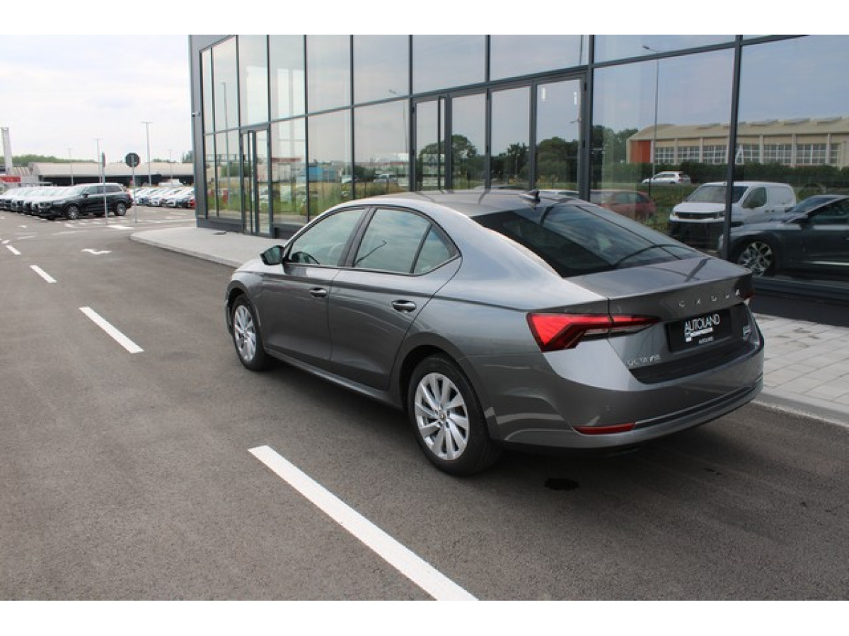 Škoda Octavia 2.0 TDI AMBITION DSG 
