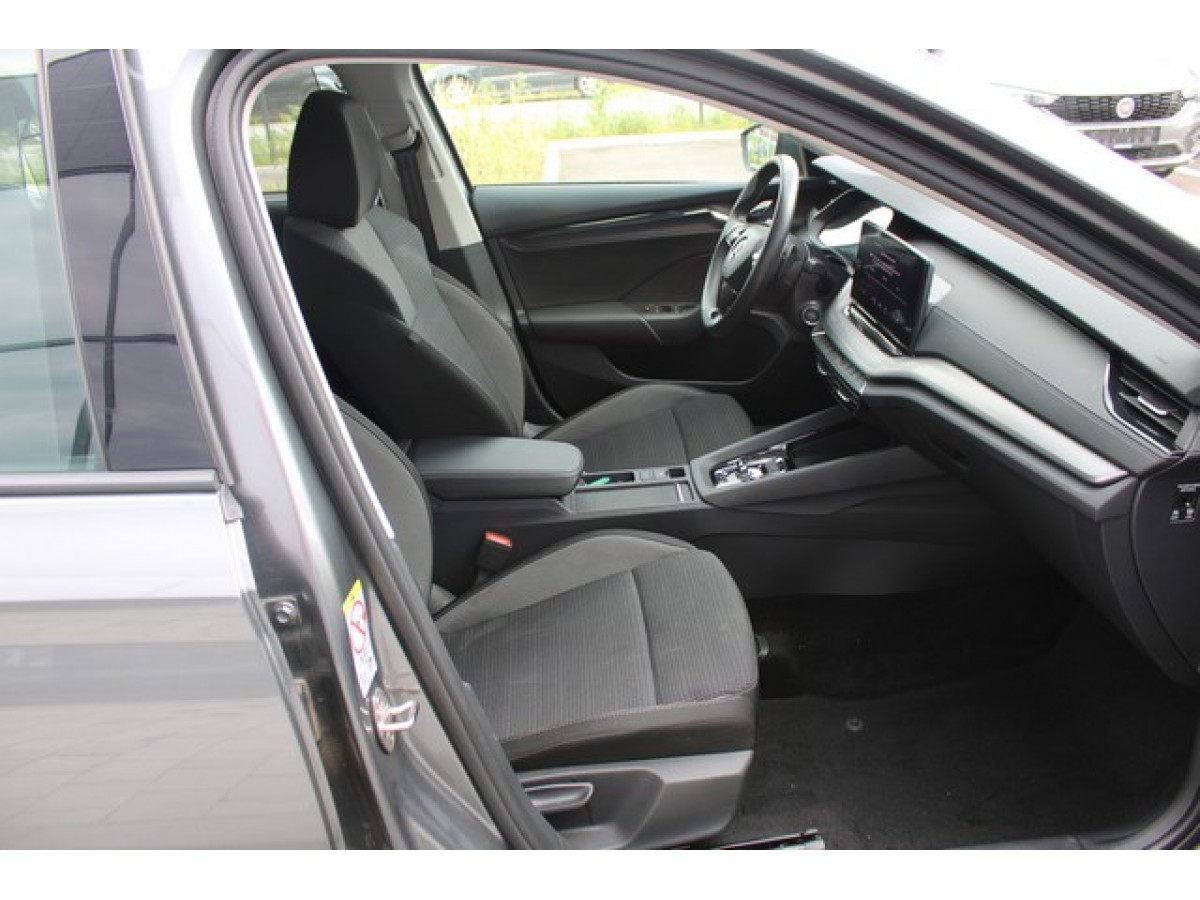 Škoda Octavia 2.0 TDI AMBITION DSG 