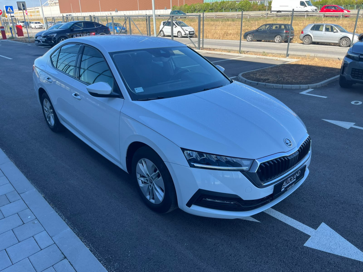 Škoda Octavia A8 AMBITION 2.0 DSG 