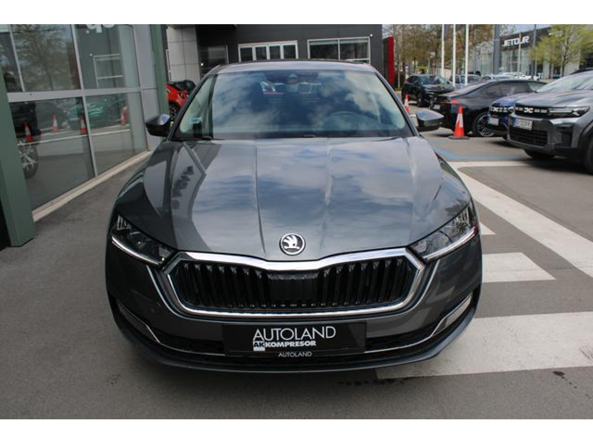 Škoda Octavia 2.0 TDI AMBITION DSG 