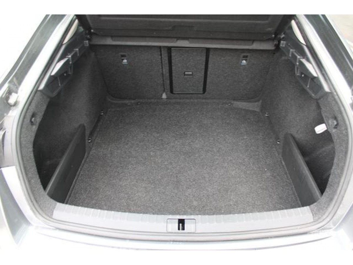 Škoda Octavia 2.0 TDI AMBITION DSG 