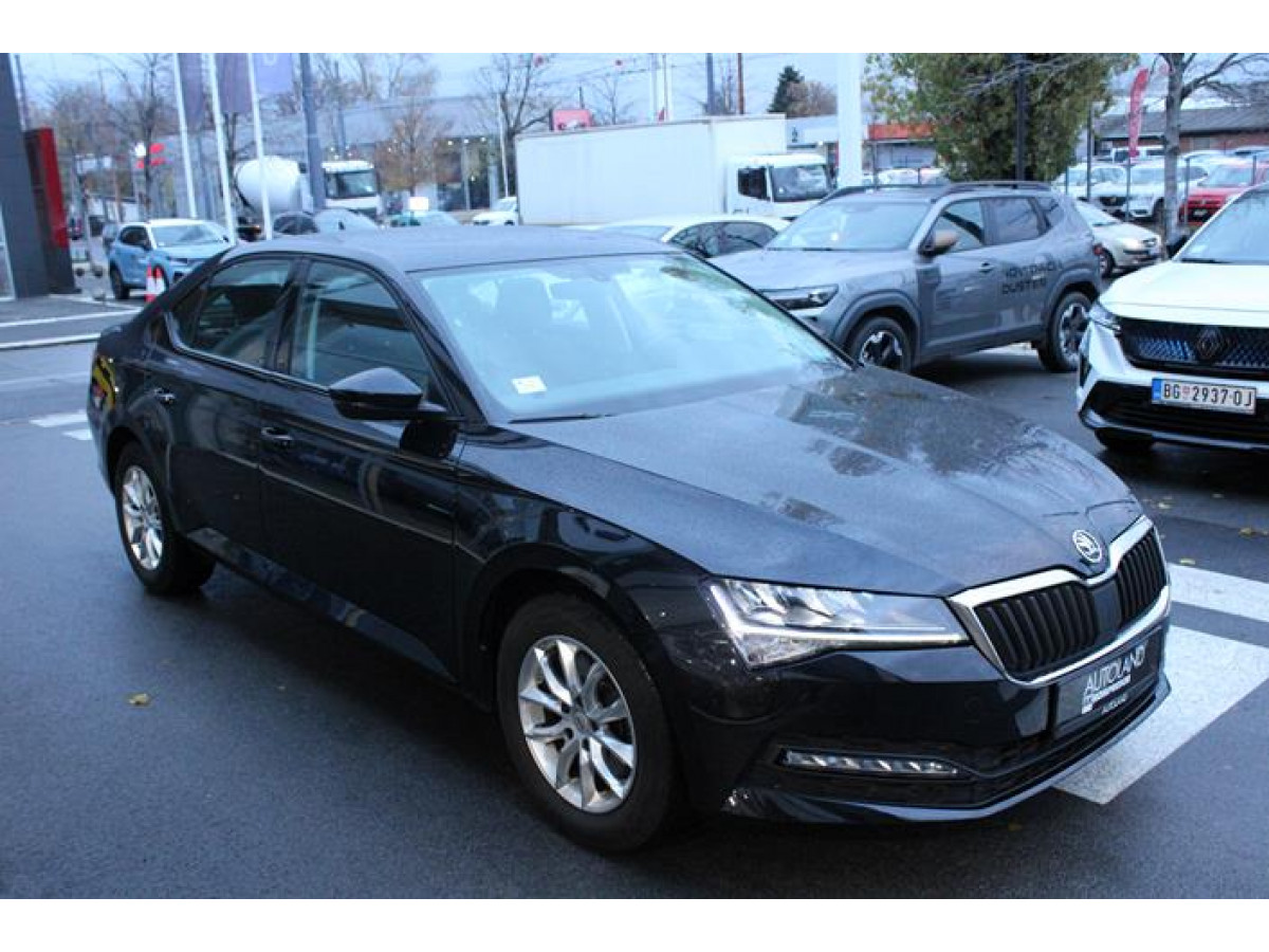 Škoda Superb 1.5 TSI ACTIVE 