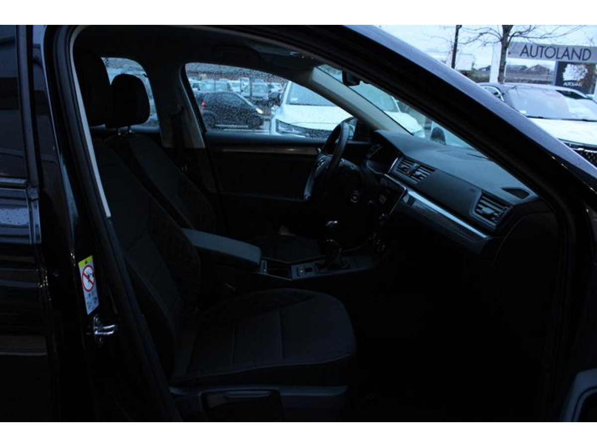 Škoda Superb 1.5 TSI ACTIVE 
