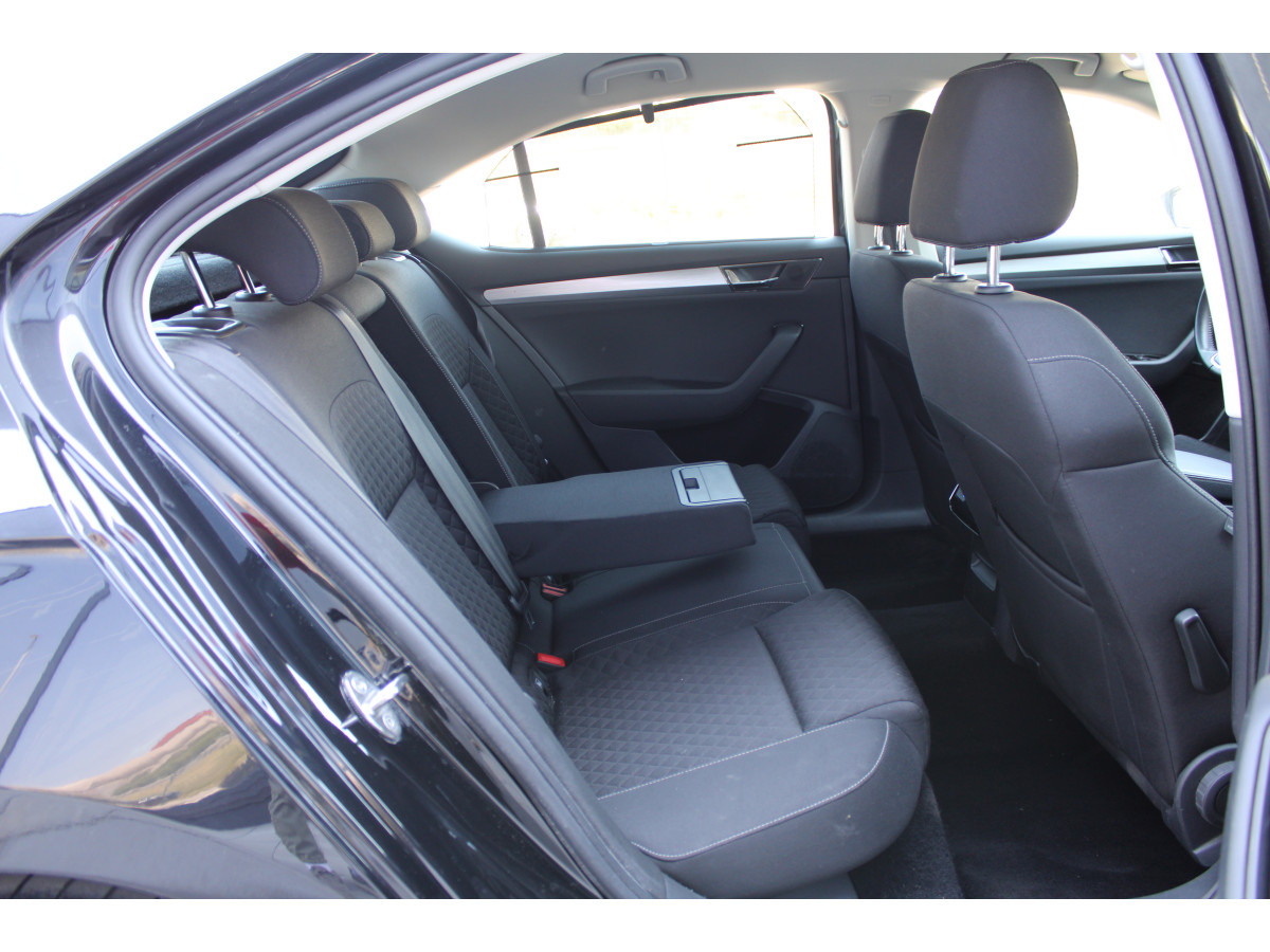 Škoda Superb 2.0 TDI Ambition DSG 