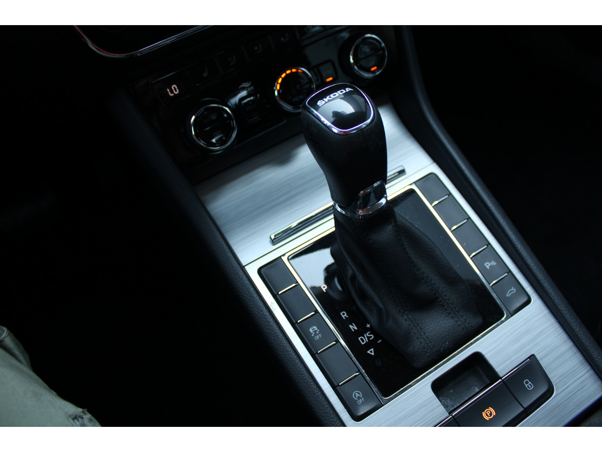 Škoda Superb 2.0 TDI Ambition DSG 