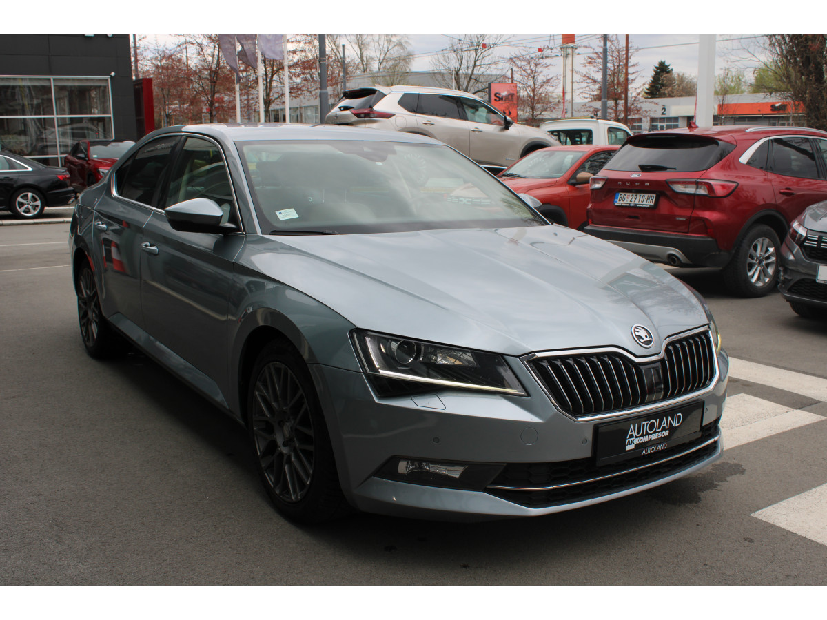 Škoda Superb 2.0 TDI Style DSG 4X4 