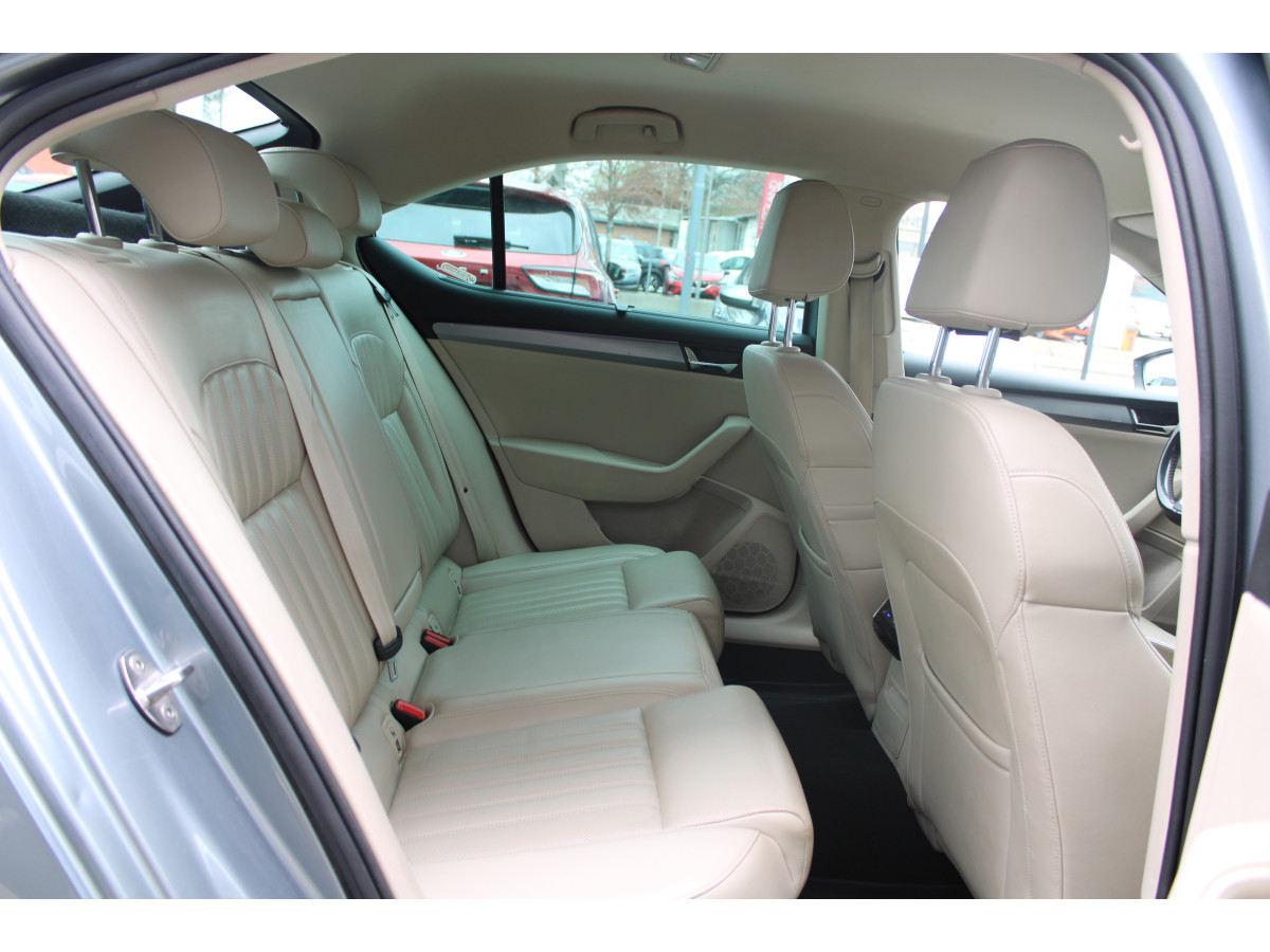 Škoda Superb 2.0 TDI Style DSG 4X4 