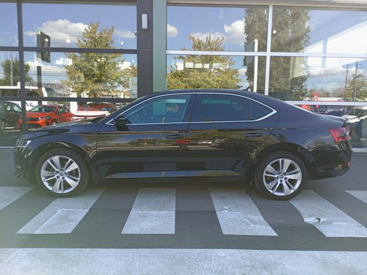 Škoda Superb 2.0 TDI Style DSG 4x4