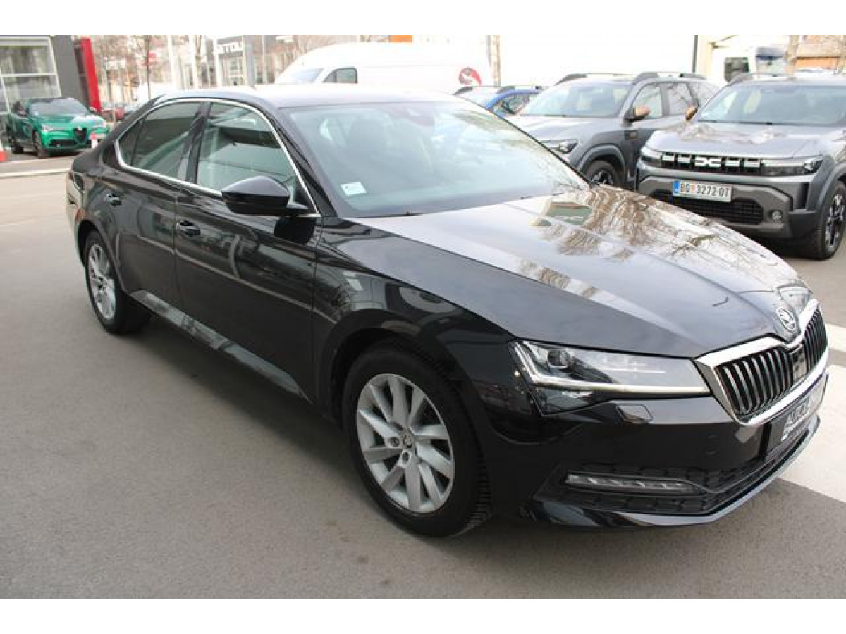 Škoda Superb 2.0 TDI AMBITION 4X4 DSG 