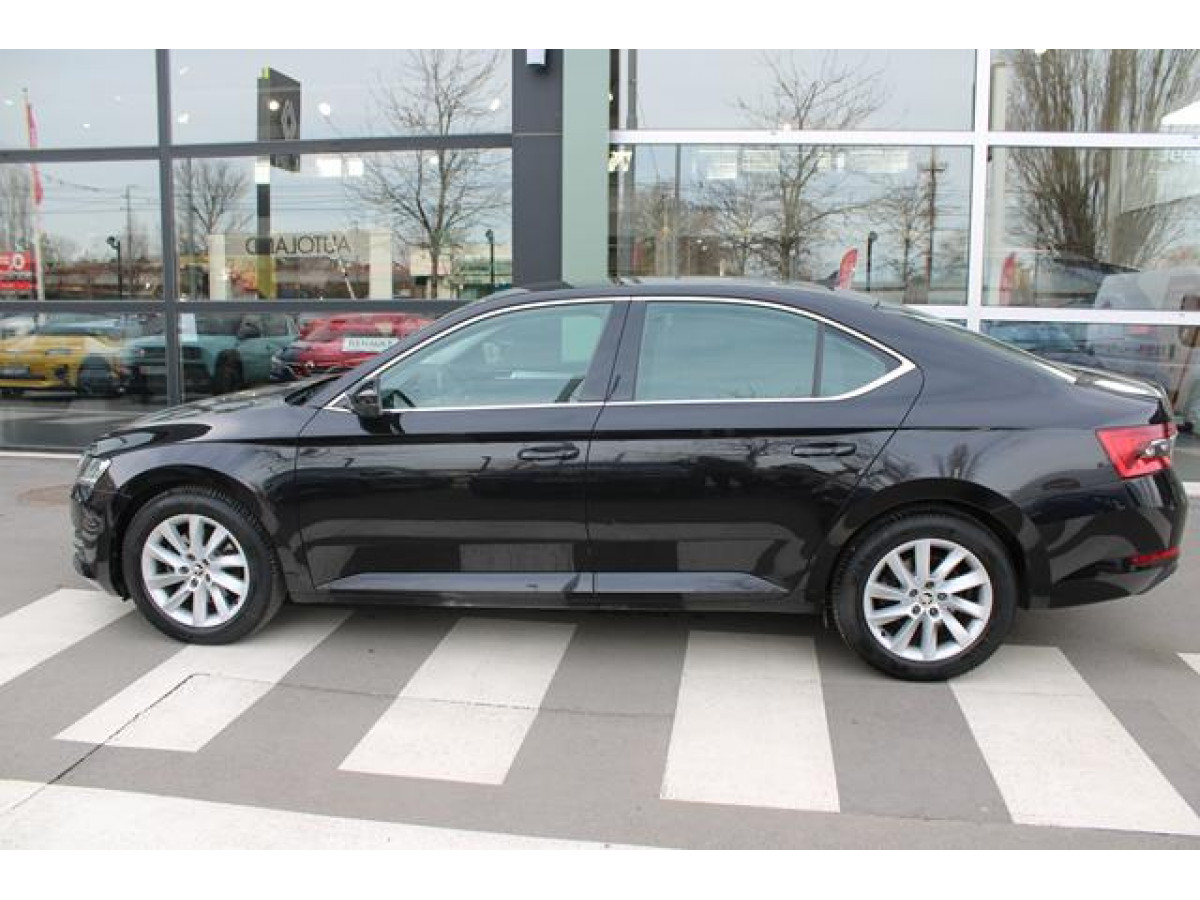 Škoda Superb 2.0 TDI AMBITION 4X4 DSG 