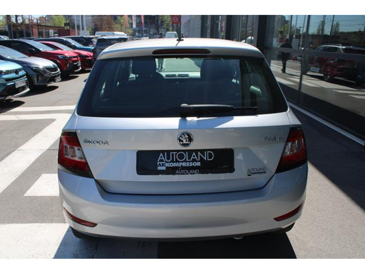 Škoda Fabia 1.0 AMBITION 