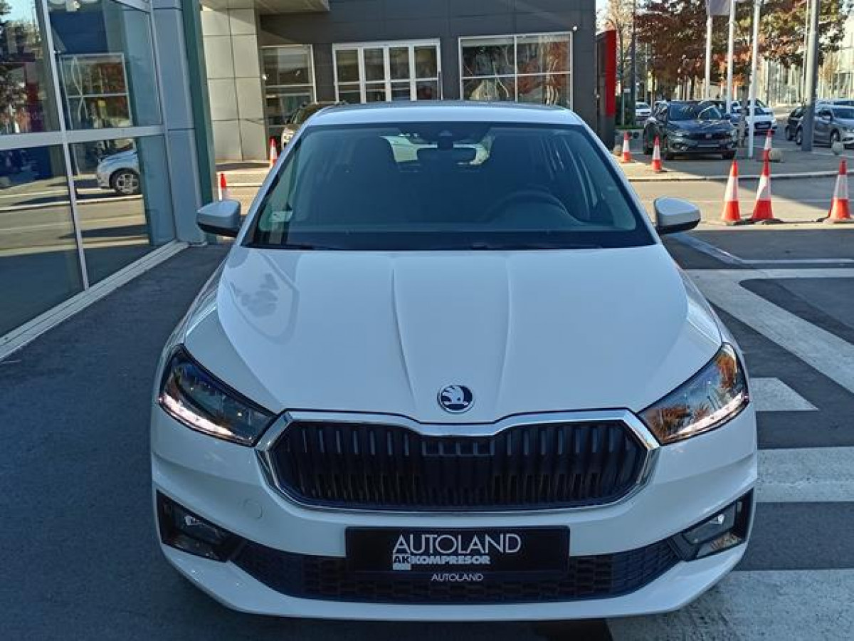 Škoda Fabia 1.0 Essence TNG
