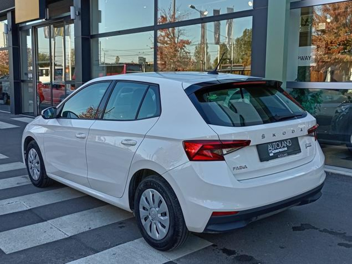 Škoda Fabia 1.0 Essence TNG