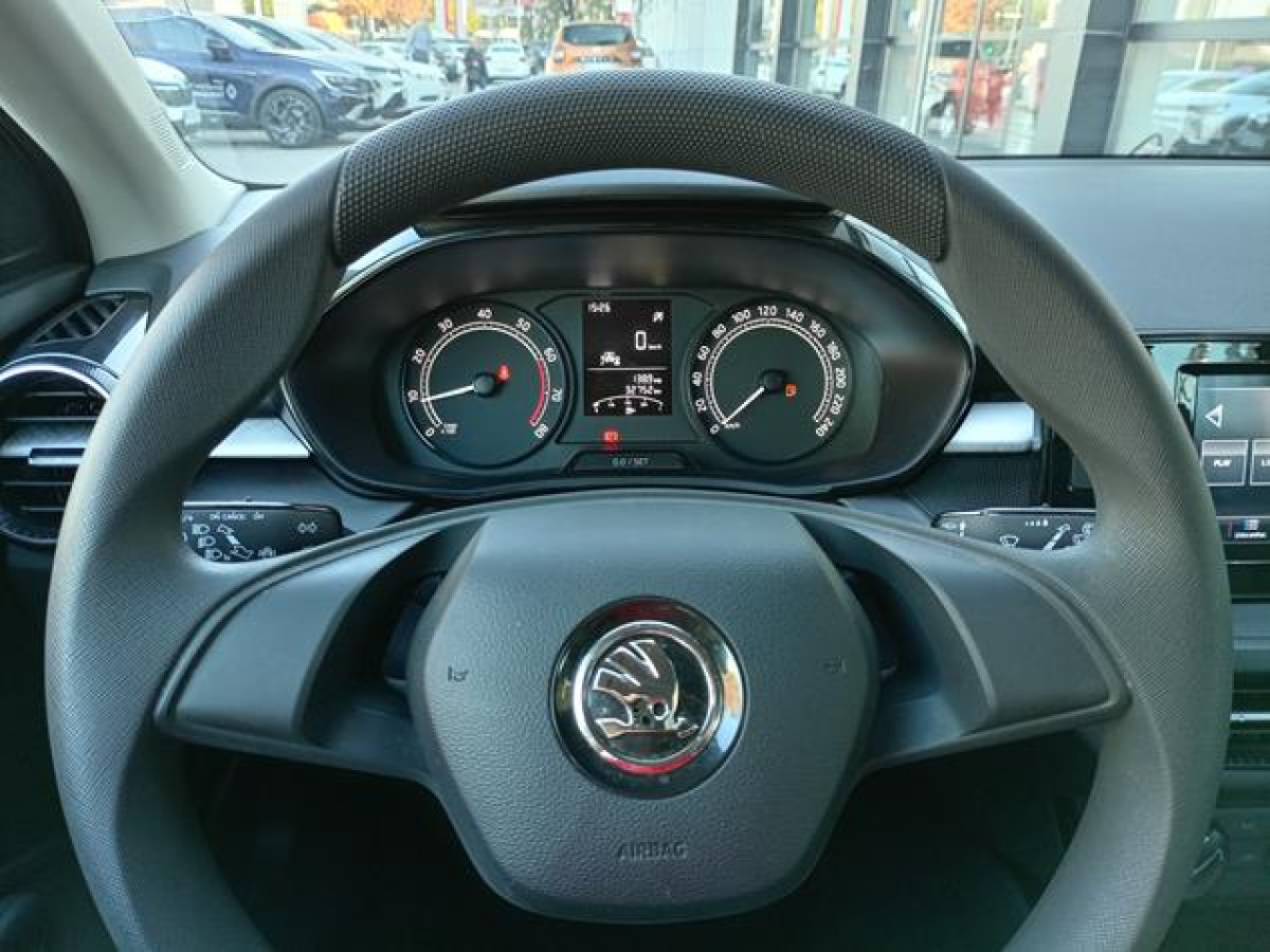 Škoda Fabia 1.0 Essence TNG