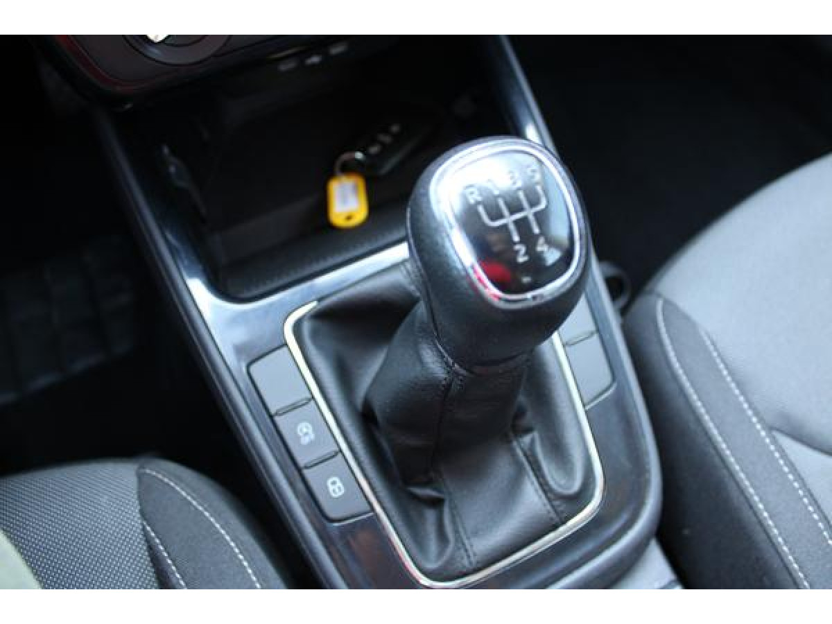 Škoda Fabia 1.0 Essence TNG 